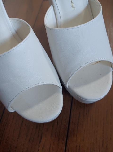 ANAP★ウェッジミュールサンダル★白★アナップ★美脚足長効果抜群★安定★アナップ★新品同様★ < 女性ファッション  ANAP★ウェッジミュールサンダル★白★アナップ★美脚足長効果抜群★安定★アナップ★新品同様★ < 女性ファッションの