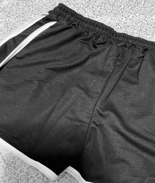 ショートパンツ サイド2本ライン付き ルームウェア ブラック 大きいサイズ < 女性ファッション  ショートパンツ サイド2本ライン付き ルームウェア ブラック 大きいサイズ < 女性ファッションの