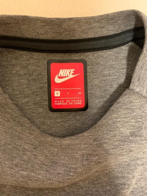 NIKE�g�b�v�X �� �u�����h�� 