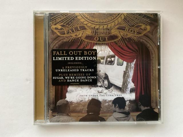 Fall Out Boy / FROM UNDER THE CORK TREE Limited Edition CD  �� CD/DVD/�r�f�I�� 