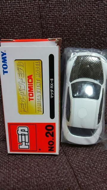 トミカ イベントモデル限定品マツダRX-8 未使用新品カーボン仕様 < ホビー  トミカ イベントモデル限定品マツダRX-8 未使用新品カーボン仕様  < ホビーの