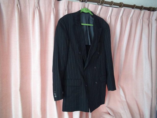 Tes Mues PARISのダブルのブレザー(XL) 日本製!。 < 男性ファッション  Tes Mues PARISのダブルのブレザー(XL) 日本製!。 < 男性ファッションの