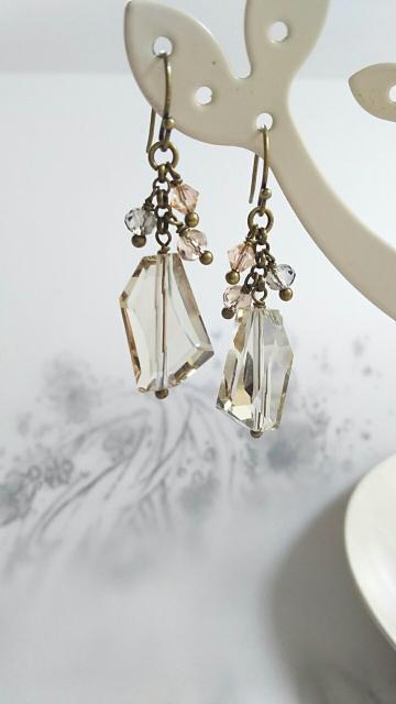 *ヌーディーカラーのピアス* 20002 < 女性アクセサリー/時計 *ヌーディーカラーのピアス* 20002 < 女性アクセサリー/時計の