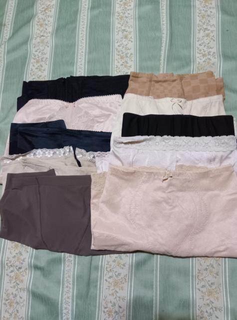 W1026  i   ␳J?[h10  M`L   t@bV 