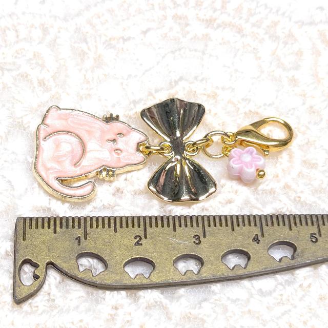 ハンドメイド☆ファスナーチャーム☆ピンクのねこちゃん < 女性ファッション ハンドメイド☆ファスナーチャーム☆ピンクのねこちゃん < 女性ファッションの