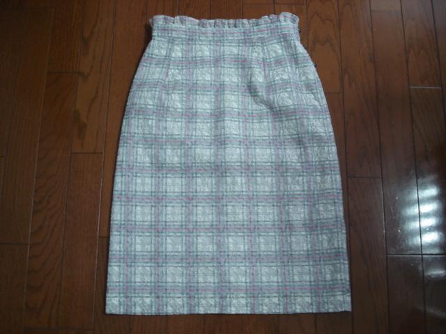 ★クイーンズコート 冬レースデザインスカート★クローゼット整理価格!セットアップにも < ブランド ★クイーンズコート 冬レースデザインスカート★クローゼット整理価格!セットアップにも < ブランドの