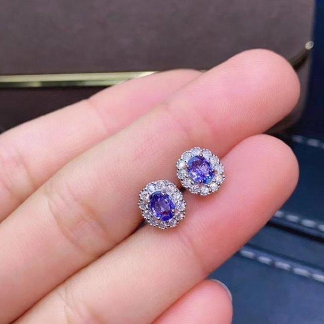 天然タンザナイトピアス 4*5mm ナチュラル アクセサリー カラーストーン 宝石 ギフト Su_1805 < 女性アクセサリー/時計 天然タンザナイトピアス 4*5mm ナチュラル アクセサリー カラーストーン 宝石 ギフト Su_1805 < 女性アクセサリー/時計の