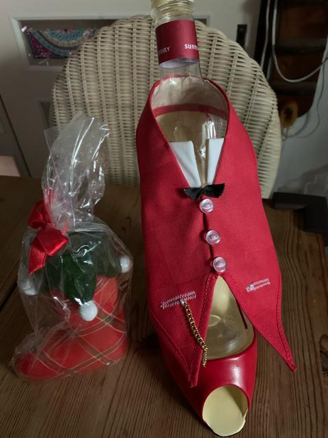 ハイヒルワインスダント 酒 蝋燭 置物雑貨デイスブレ 送料無料 < インテリア/ライフ  ハイヒルワインスダント 酒 蝋燭 置物雑貨デイスブレ 送料無料 < インテリア/ライフの