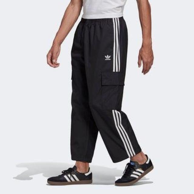 新品 adidas originals アディダスオリジナルス 3 STRIPES CARGO PANTS カーゴパンツ S 黒 < ブランド  新品 adidas originals アディダスオリジナルス 3 STRIPES CARGO PANTS カーゴパンツ S 黒  < ブランドの