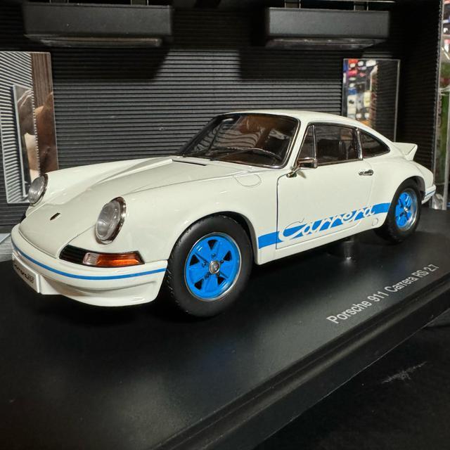 絶版未展示品オートアート1/18ポルシェ911 カレラ RS 2.7 1973 < ホビー  絶版未展示品オートアート1/18ポルシェ911 カレラ RS 2.7 1973 < ホビーの