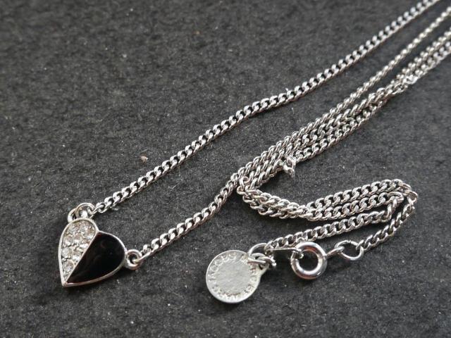 新品アンティーク調 ストーン付きハートネックレス < 女性アクセサリー/時計 新品アンティーク調 ストーン付きハートネックレス < 女性アクセサリー/時計の