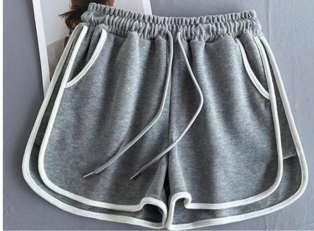 ショートパンツ 部屋着 サイド2本ライン付き ルームウェア ダークグレー 大きいサイズ < 女性ファッション ショートパンツ 部屋着 サイド2本ライン付き ルームウェア ダークグレー 大きいサイズ < 女性ファッションの