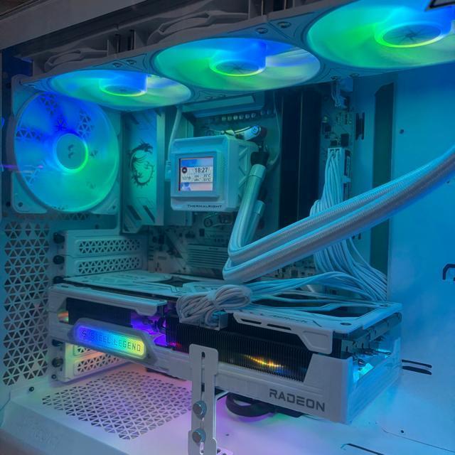 �y�������ȊO�V�i�z�Q�[�~���OPC Ryzen7 7800X3D RX9070XT SSD1TB ������32GB 850W �� PC�{��/���Ӌ@��� 