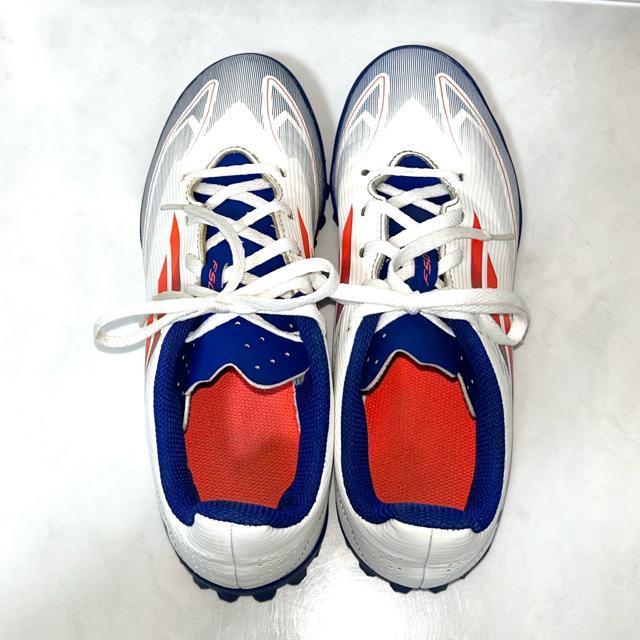 adidas �A�f�B�_�X �W���j�A �T�b�J�[ �g���[�j���O�V���[�Y 24.5cm �� ���W���[/�X�|�[�c�� 