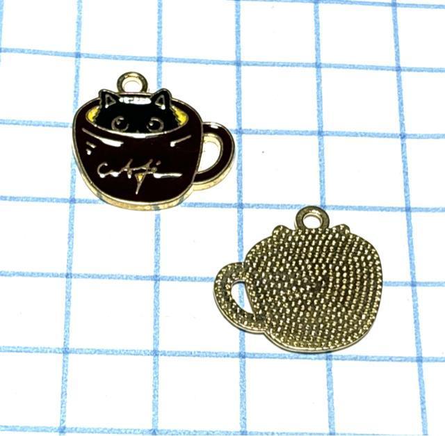 5204 �J�b�v�ɓ������L�����@�ł����F�@2�@�����p�[�c�@�A�N�Z�T���[�`���[���@�n���h���C�h�ޗ��@�G�i�������� �� �y�b�g/��|/���|�� 