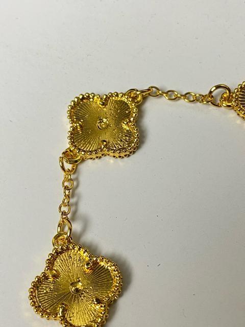 【幸運】クローバー ブレスレット ゴールドカラー 四つ葉 お洒落 レディース 鉄製 アクセサリー < ホビー 【幸運】クローバー ブレスレット ゴールドカラー 四つ葉 お洒落 レディース 鉄製 アクセサリー < ホビーの