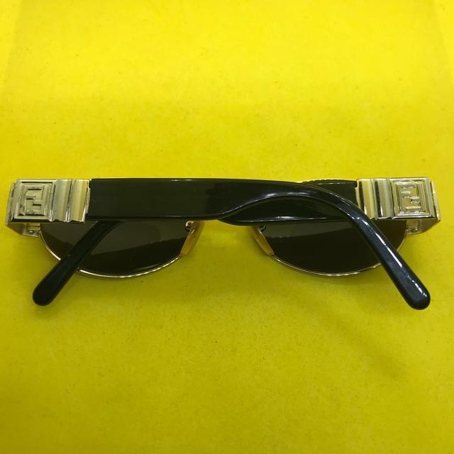 正規品 フェンディ サングラス ブラック×ゴールド ケース付 < ブランド 正規品 フェンディ サングラス ブラック×ゴールド ケース付 < ブランドの