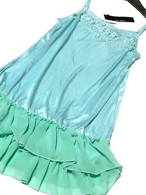 新品〈ロングキャミソール〉 スリップ ワンピース ターコイズ胸元レース(膝上Mサイズ)未開封タグ付き < 女性ファッション  新品〈ロングキャミソール〉 スリップ ワンピース ターコイズ胸元レース(膝上Mサイズ)未開封タグ付き < 女性ファッションの