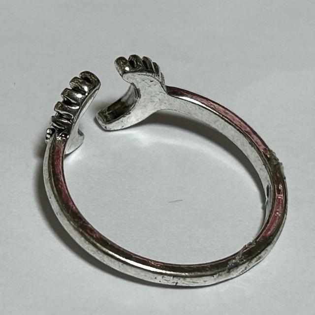 三日月デザインリング サイズ13.5号 管理番号20251H < 女性アクセサリー/時計 三日月デザインリング サイズ13.5号 管理番号20251H < 女性アクセサリー/時計の