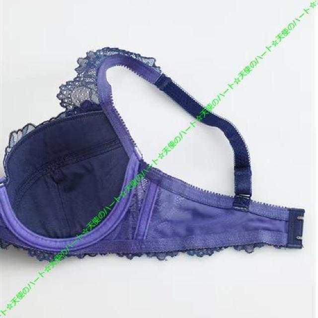 【送料無料】新品 トリンプ 豪華刺しゅうレースグラマーブラジャー G80 ナイトネイビー < 女性ファッション 【送料無料】新品 トリンプ 豪華刺しゅうレースグラマーブラジャー G80 ナイトネイビー < 女性ファッションの