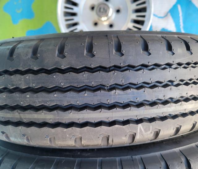 バリ溝!!未使用品 205/75R16 113/111L LT YOKOHAMA LT RADIAL MY817 夏タイヤ付き < 自動車/バイク バリ溝!!未使用品 205/75R16 113/111L LT YOKOHAMA LT RADIAL MY817 夏タイヤ付き < 自動車/バイク