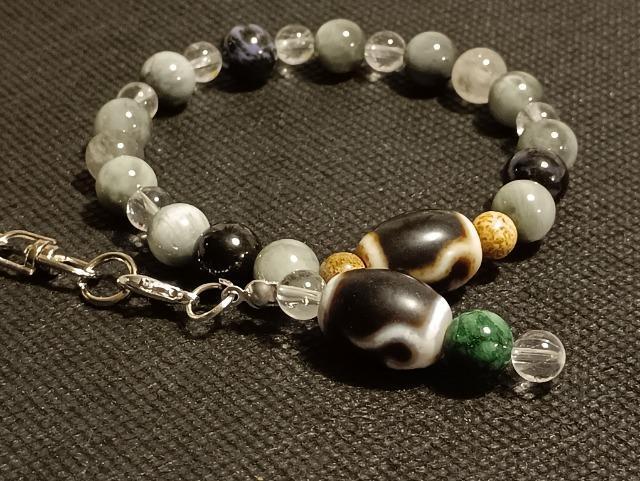 激レアです。「意(思い)の如く万事がうまく運ぶ」吉祥紋。一点物。ネックレス兼ホルダーとブレスです。 < 女性アクセサリー/時計 激レアです。「意(思い)の如く万事がうまく運ぶ」吉祥紋。一点物。ネックレス兼ホルダーとブレスです。 < 女性アクセサリー/時計の