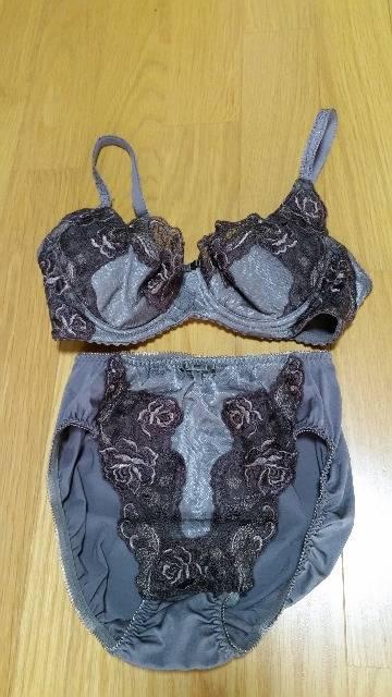 |[@\tBJ@uW[V[cZbg@@؃[X@B70   uh 