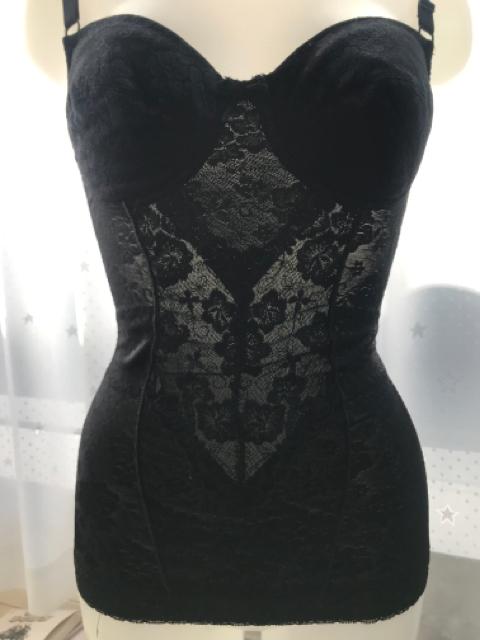 補正ボディシェィバー 中古品 < 女性ファッション 補正ボディシェィバー 中古品 < 女性ファッションの