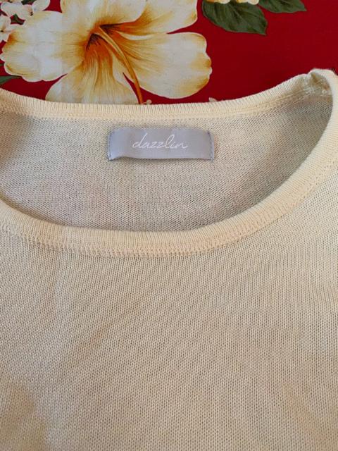 新品未使用☆dazzlin☆淡いイエロートップス☆ボリューミー袖 < ブランド  新品未使用☆dazzlin☆淡いイエロートップス☆ボリューミー袖 < ブランドの