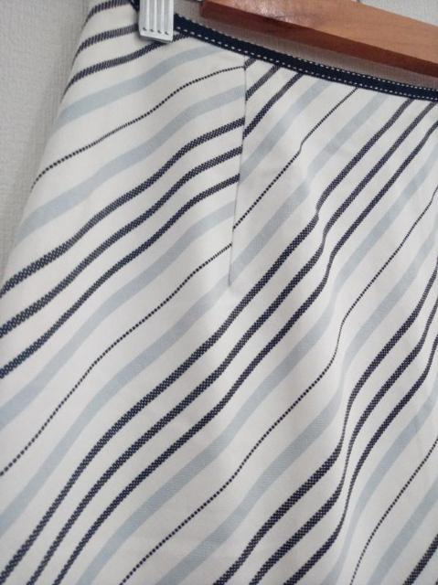 ヒロタ☆日本製 ボーダー ホワイト スカート < 女性ファッション  ヒロタ☆日本製 ボーダー ホワイト スカート < 女性ファッションの
