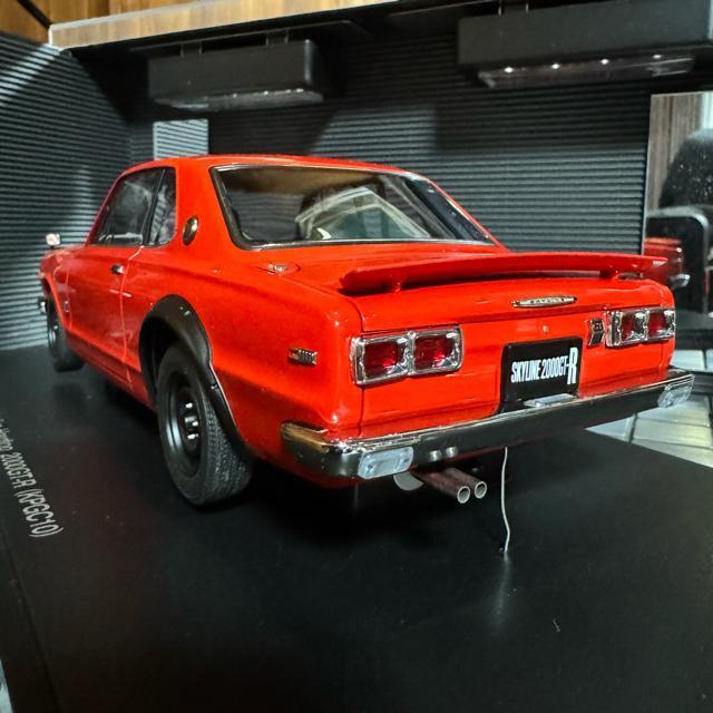 激レア未展示品 オートアート 1/18 スカイライン 2000 GT-R   赤 < ホビー  激レア未展示品 オートアート 1/18 スカイライン 2000 GT-R   赤 < ホビーの
