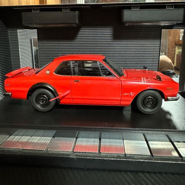 激レア未展示品 オートアート 1/18 スカイライン 2000 GT-R   赤 < ホビー  激レア未展示品 オートアート 1/18 スカイライン 2000 GT-R   赤 < ホビーの