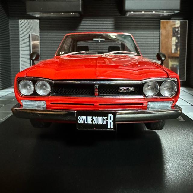 激レア未展示品 オートアート 1/18 スカイライン 2000 GT-R   赤 < ホビー  激レア未展示品 オートアート 1/18 スカイライン 2000 GT-R   赤 < ホビーの
