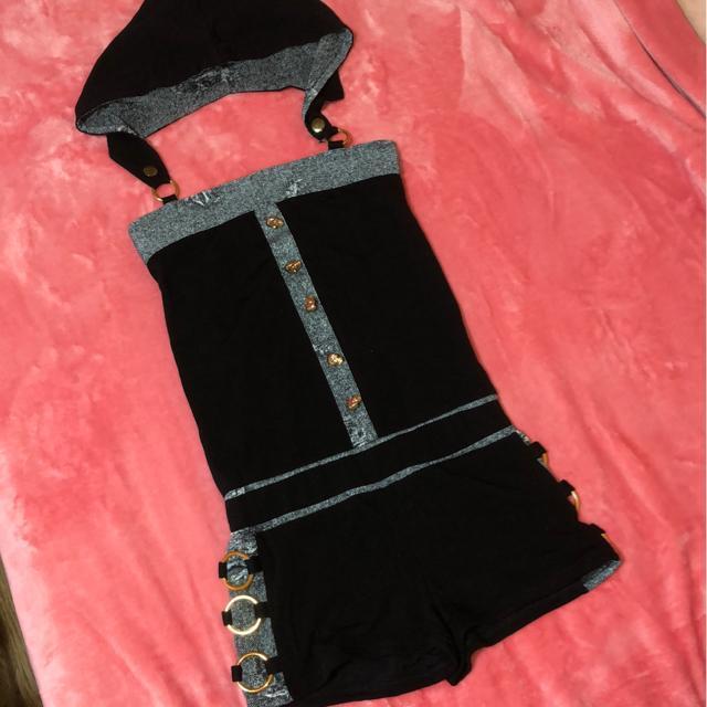 d.i.a.  フード付きホルターネック 背中露出 サイドリングショーパン オールインワン 新品未使用 < 女性ファッション  d.i.a.  フード付きホルターネック 背中露出 サイドリングショーパン オールインワン 新品未使用  < 女性ファッションの