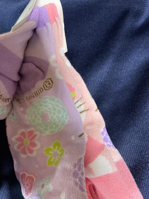 ♯新品♯ハローキティ 足袋ソックス 2足セット 22→24 靴下  サンリオくじ < 女性ファッション  ♯新品♯ハローキティ 足袋ソックス 2足セット 22→24 靴下  サンリオくじ < 女性ファッションの