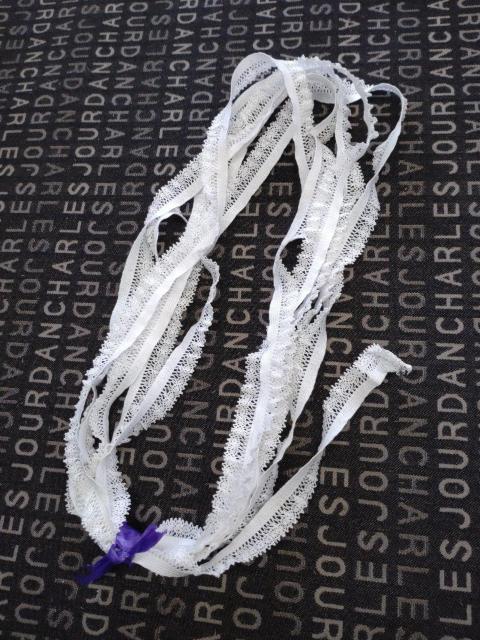 (MR5822) 約3.8m・オフホワイトのギャザートーションレース < ペット/手芸/園芸 (MR5822) 約3.8m・オフホワイトのギャザートーションレース < ペット/手芸/園芸の