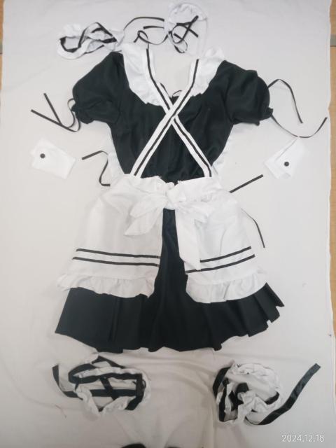 白と黒のメイド服 Sサイズ < 女性ファッション 白と黒のメイド服 Sサイズ < 女性ファッションの