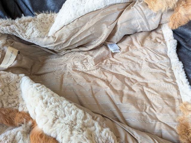 Balcony and BedoRj[xbhoRj[Ahxbhّfރ~bNXt@[pb`R[g  uh 