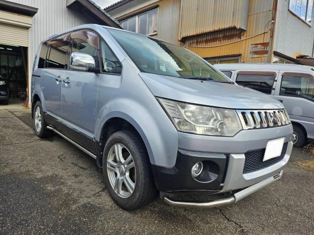 H21 デリカ D5 上級グレードシャモニー 4WD 7人乗 検9年2月 走行少 < 自動車/バイク H21 デリカ D5 上級グレードシャモニー 4WD 7人乗 検9年2月 走行少 < 自動車/バイク