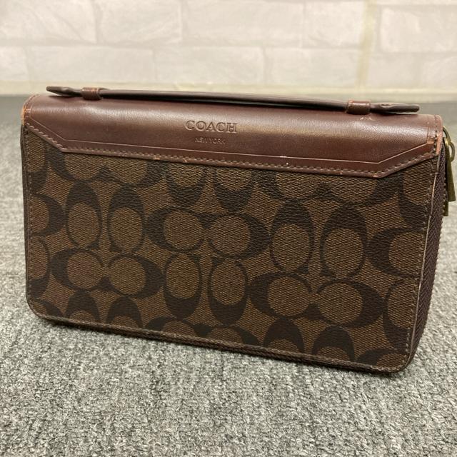 即決 COACH コーチ シグネチャー クラッチバッグ ダブルジップ < ブランド 即決 COACH コーチ シグネチャー クラッチバッグ ダブルジップ < ブランドの
