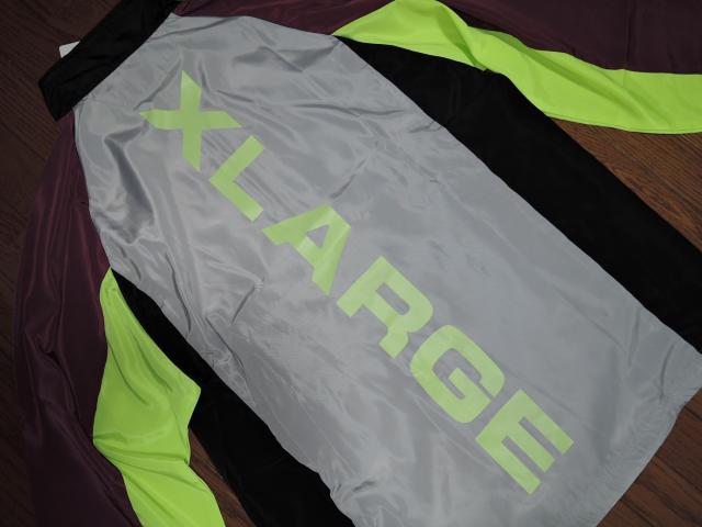 新品 XLARGE エクストララージ ナイロン ジャケット S 灰 薄手 PACKABLE NYLON JACKET背ロゴLOGO < ブランド  新品 XLARGE エクストララージ ナイロン ジャケット S 灰 薄手 PACKABLE NYLON JACKET背ロゴLOGO < ブランドの