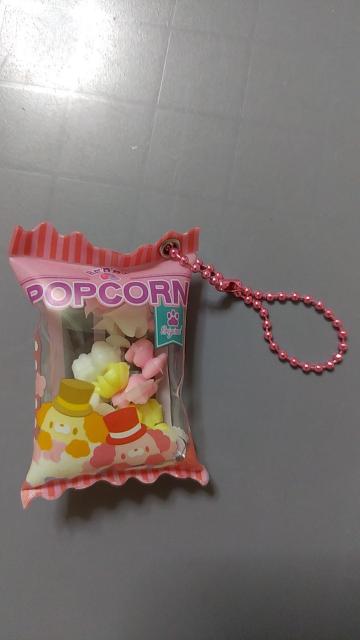 未使用 お菓子キーホルダー ポップコーン < 女性ファッション  未使用 お菓子キーホルダー ポップコーン  < 女性ファッションの