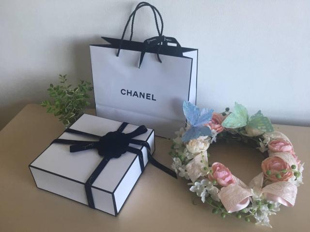 CHANELpbP[WEVbv܃Zbg{EJAt  uh 