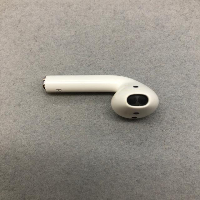 即決 Apple アップル AirPods 第ニ世代 右耳のみ A2032 < 家電/AV  即決 Apple アップル AirPods 第ニ世代 右耳のみ A2032 < 家電/AVの