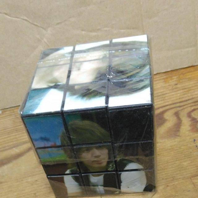 ���W�F���[�E�C�F���ʐ^���胋�|�r�b�N�L���|�u