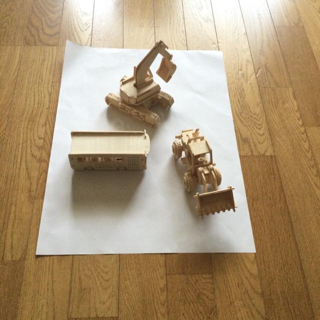 木製パズル 完成品 3台 < おもちゃ  木製パズル 完成品 3台  < おもちゃの
