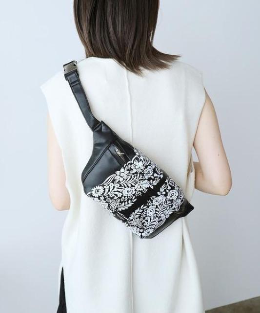 FACETASM/t@Zb^Y~GS|bN FUNNY BAG {fBobO  uh 