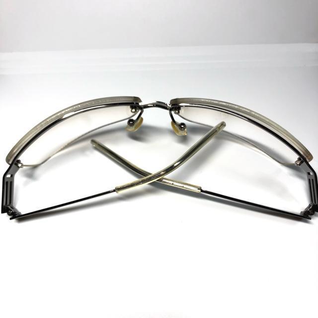 OTO �I�g ���K�l �ዾ�@ITALY DESIGN �� �j���t�@�b�V������ 