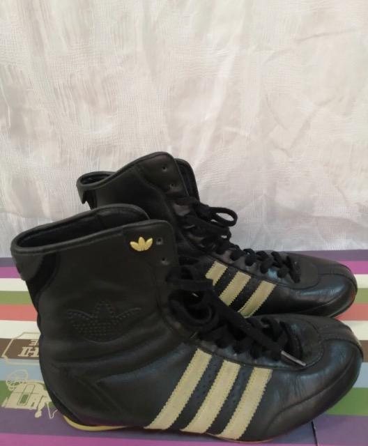 iɔi{vU[AfB_Xu[cXj[J[ubNSO{SnǂlCifGm炸  t@bV 