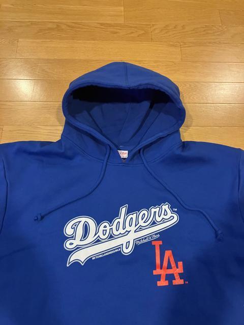 Dodgers Mitchell&Ness パーカー超大きいsize 2XL位 < 男性ファッション  Dodgers Mitchell&Ness パーカー超大きいsize 2XL位 < 男性ファッションの